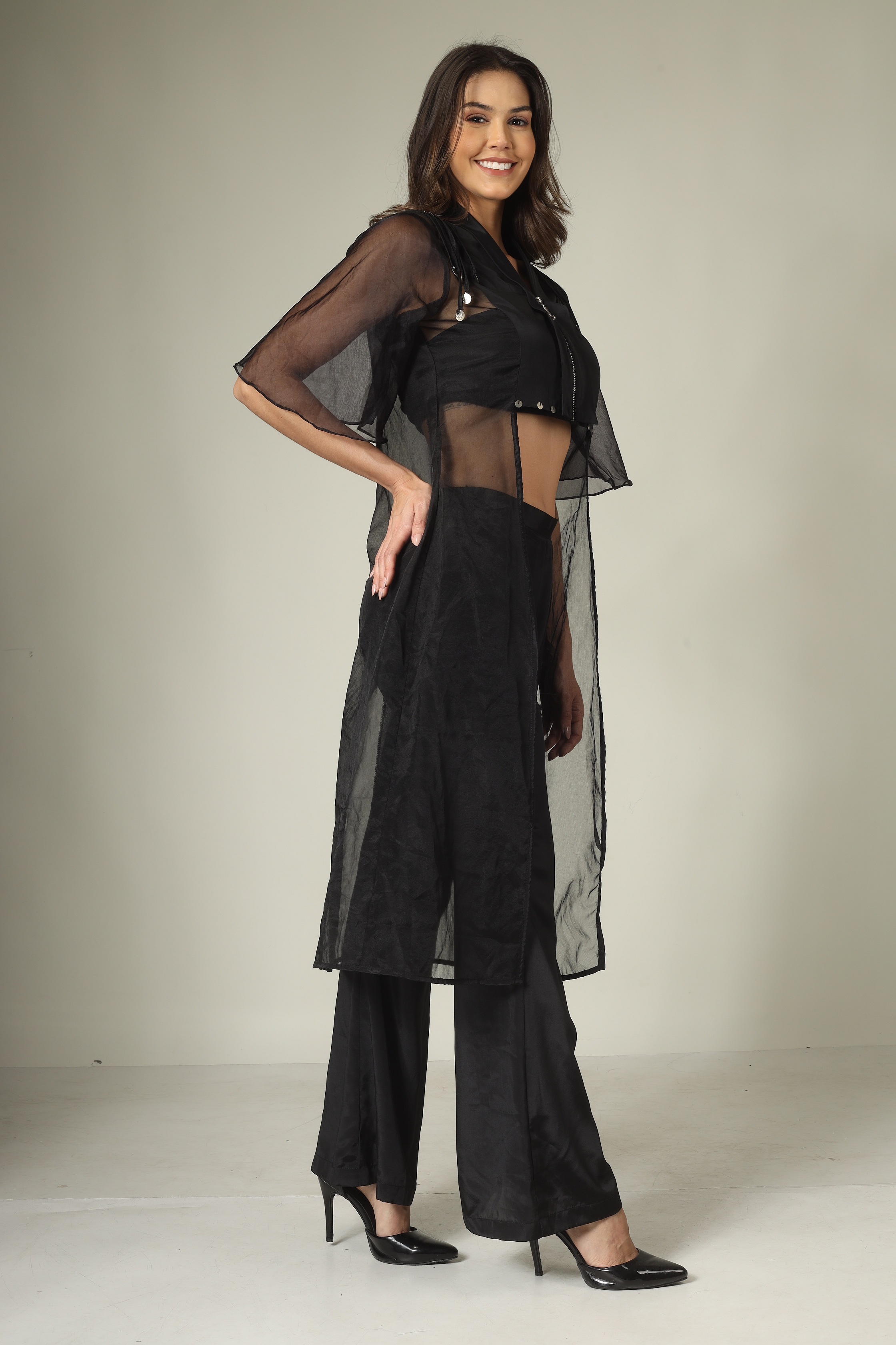 Black Oranza Crop Cut Coord
